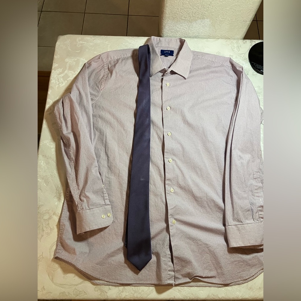 Men's Purple dotted Shirt by Apt 9.